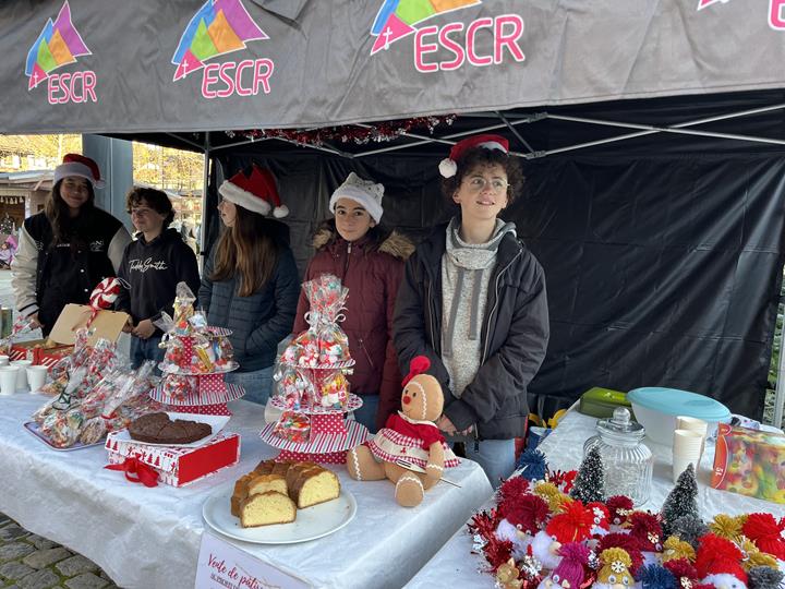 L'équipe Croix-Rouge fait son marché de Noël!